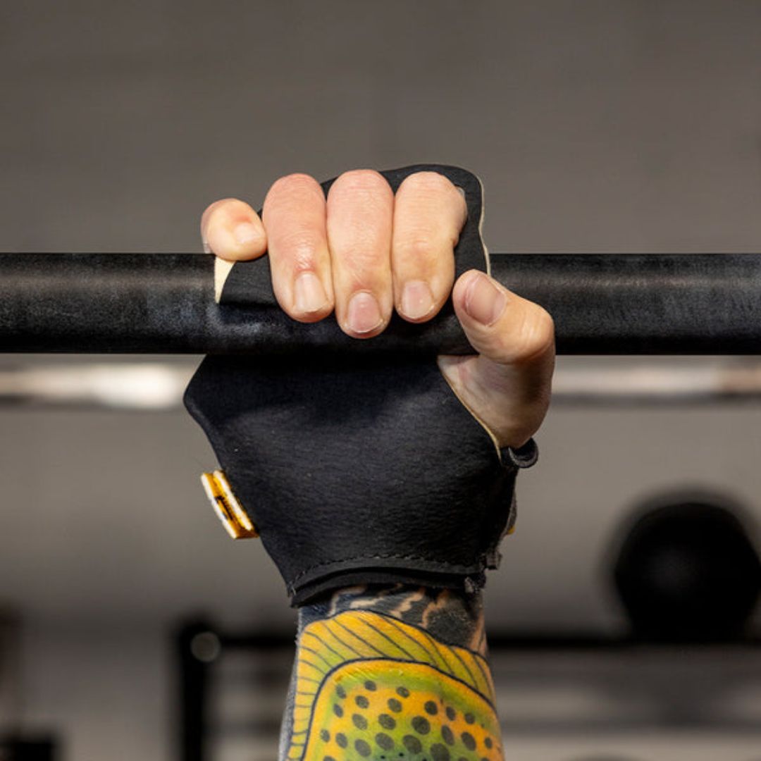 V-Series Men's Apex 3FC Victory Grips