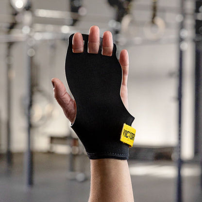 V-Series Women's Apex 3FC Victory Grips